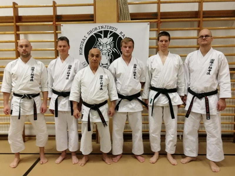 Uusia mustia vöitä Jukara Karatessa